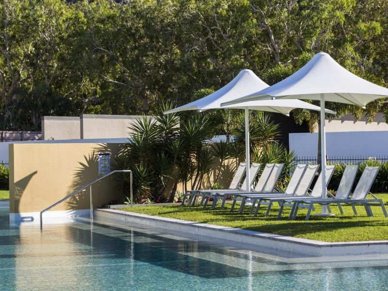 Peppers Blue On Blue Hotell Nelly Bay Eksteriør bilde The pool at the 2011 Commonwealth Games Village